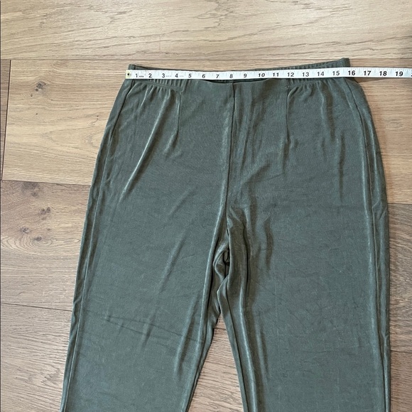 Chico's Travelers Cardigan, Sleeveless Top, Pants Size 3 - Green - 3 Piece Set - Picture 8 of 15